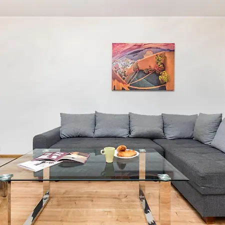Al Krakowska 291A By Homeprime Warsaw Exterior photo