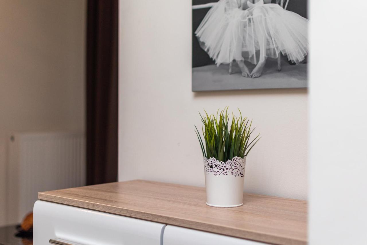 Krakowska 291a By Homeprime Apartament