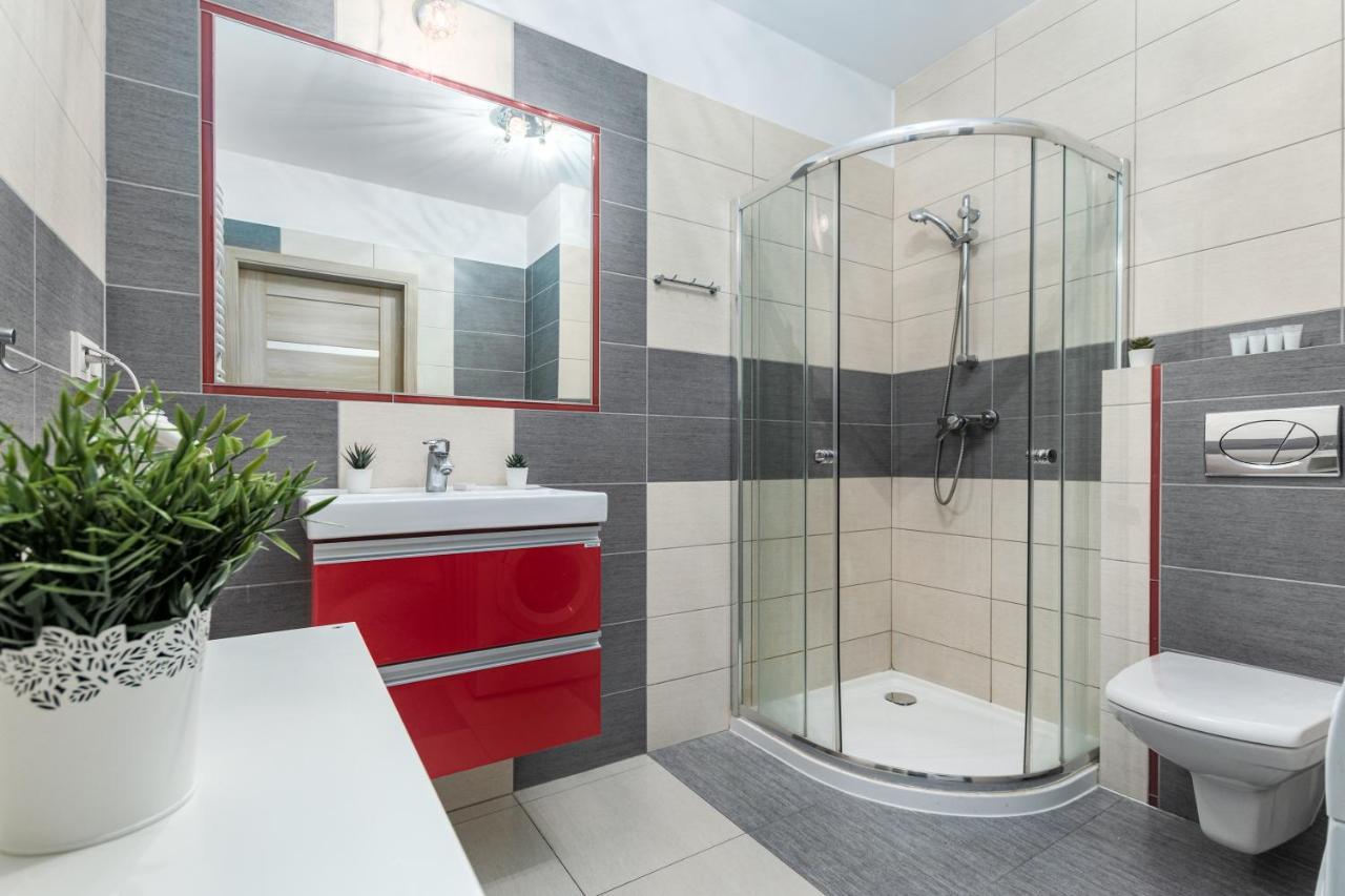 Al Krakowska 291a By Homeprime *