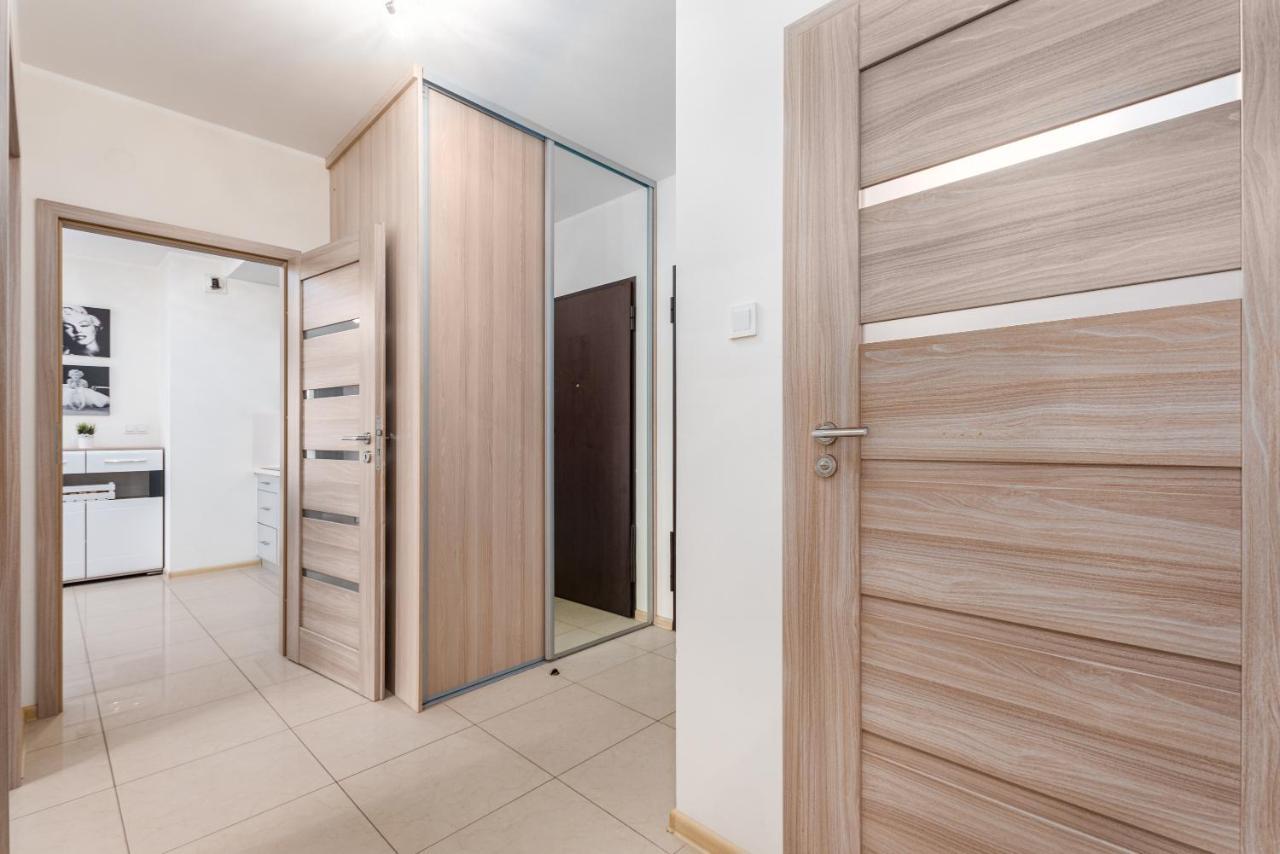 Al Krakowska 291a By Homeprime * Warsaw