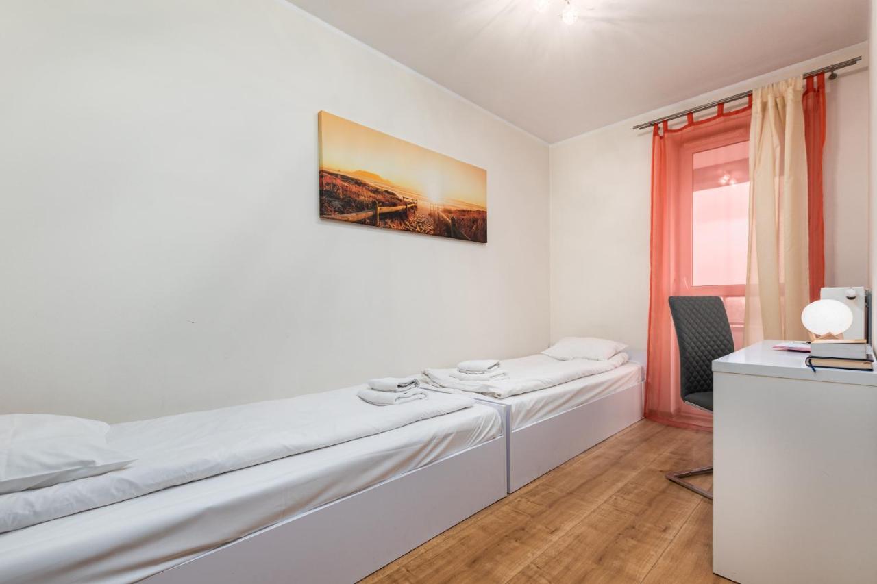 Al Krakowska 291a By Homeprime Apartment Warsaw