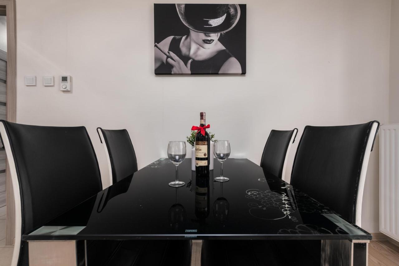 Al Krakowska 291a By Homeprime Apartment Warsaw