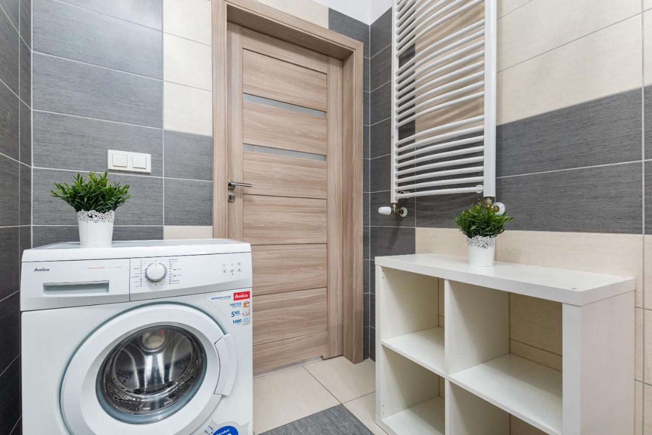 Al Krakowska 291a By Homeprime Apartment