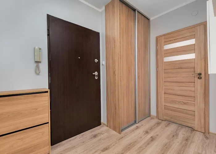 Al Krakowska 291A By Homeprime